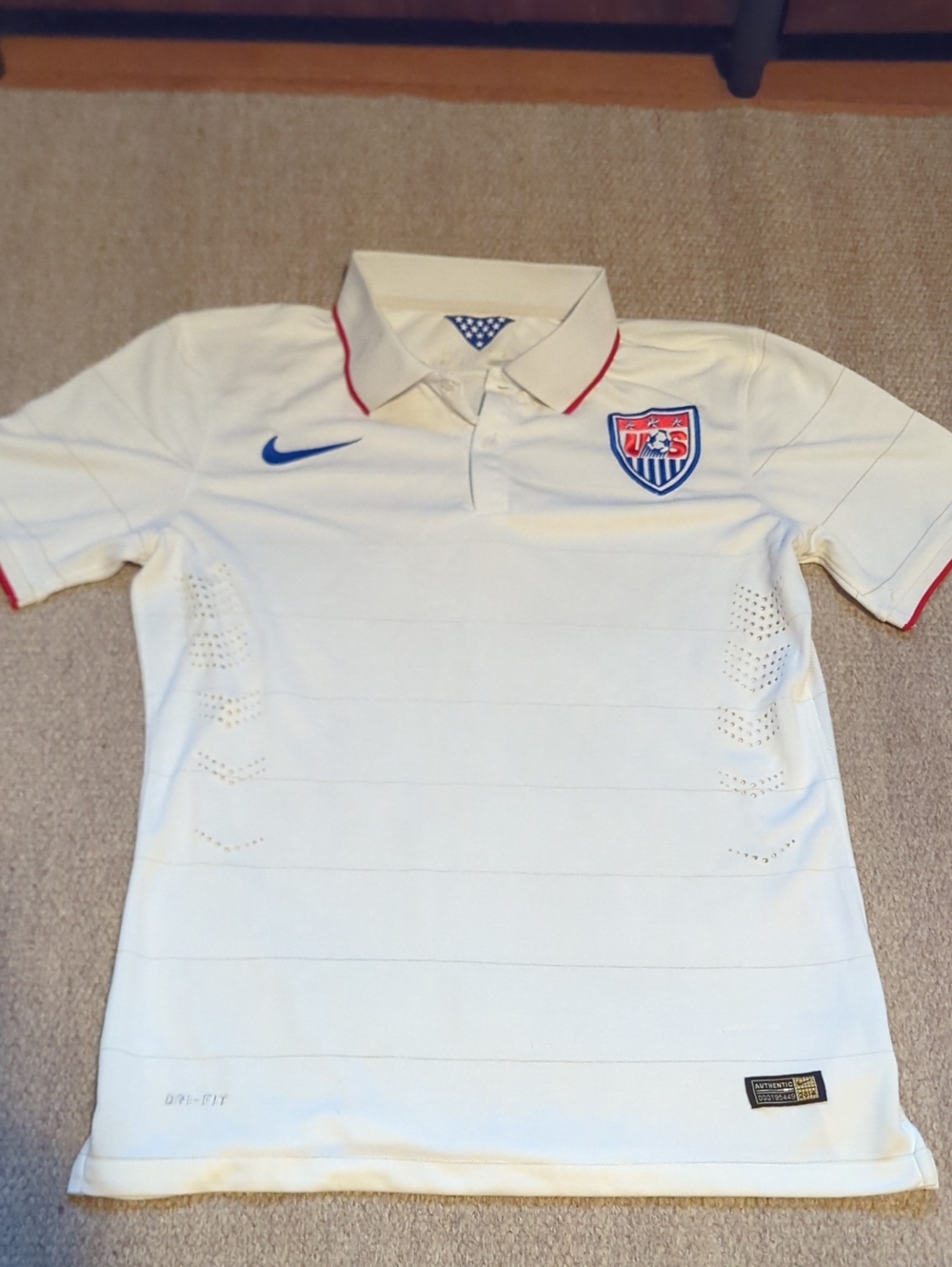 Mens USMNT 2014 Soccer Jersey Size Medium White